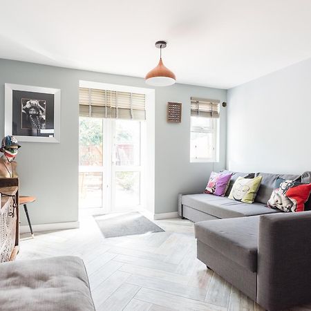 Second Nest Nine Elms Appartement Londen Buitenkant foto